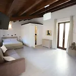 Bed & Breakfast Italiana Atrio Syracuse