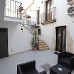Italiana Atrio 4* 锡拉库扎