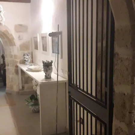 Italiana Atrio Bed & Breakfast Syracuse
