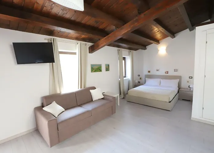 Bed & Breakfast Italiana Atrio 4*