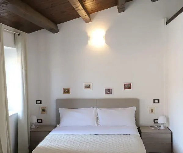 Bed & Breakfast Italiana Atrio 4*